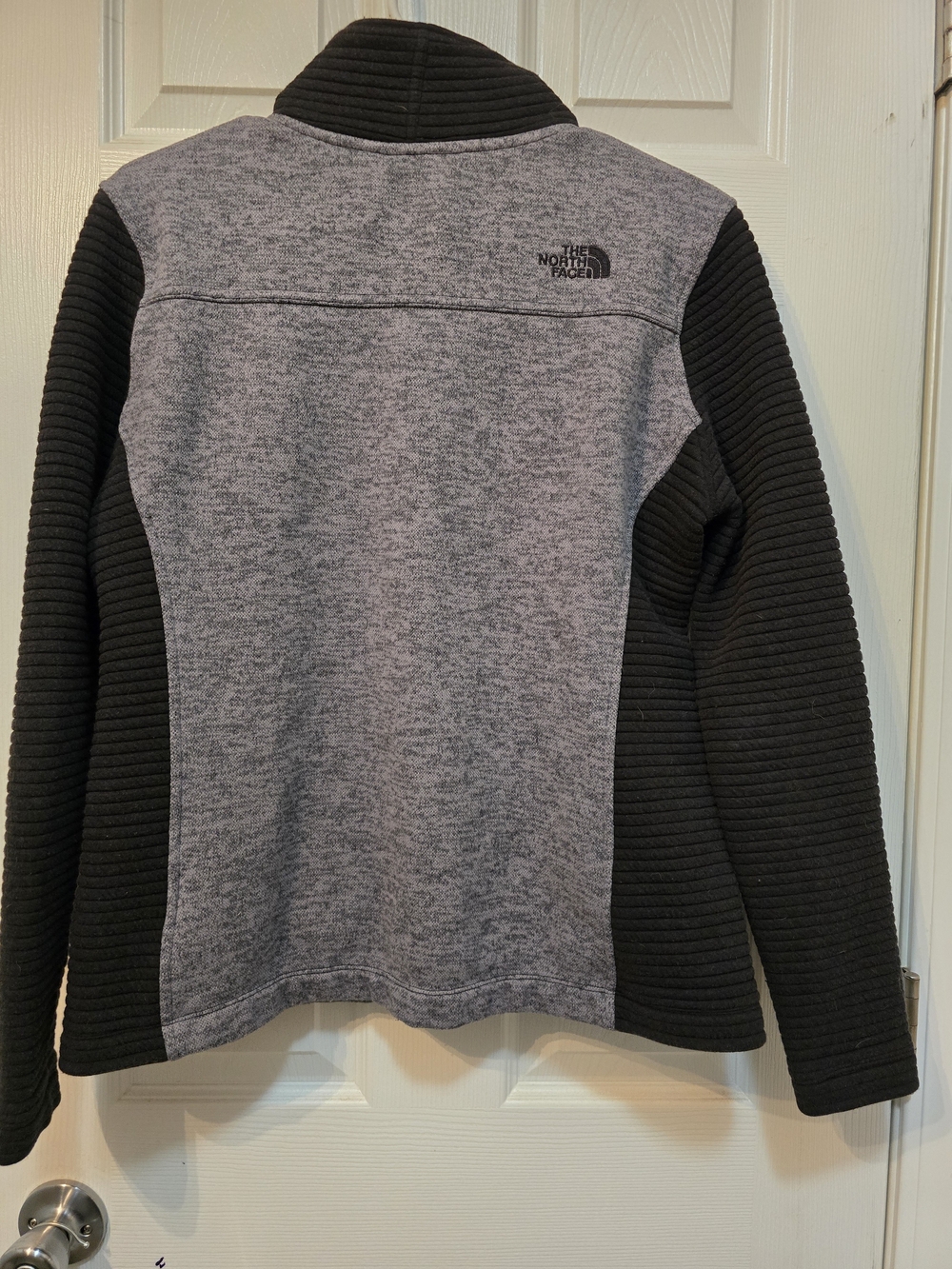 The North Face Women's Black & Gray Full-Zip Jacket Size Large - Picture 4 of 4